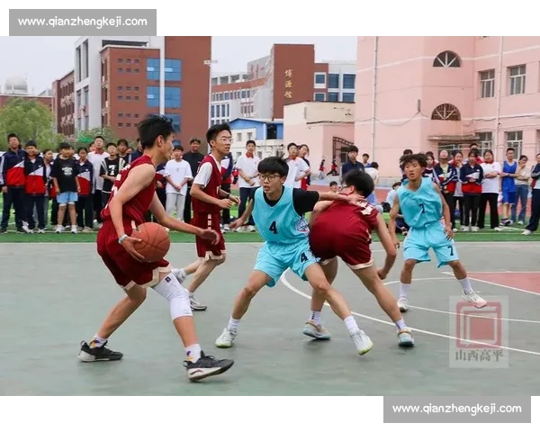 激情对决点燃赛场篮球比赛诠释团队荣耀与拼搏精神青春梦想巅峰之夜